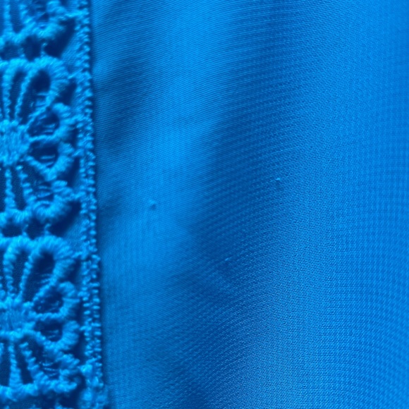 Love by Design ladies medium blouse. - Picture 13 of 13